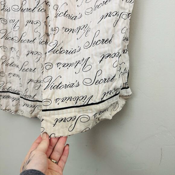 Victorias Secret Cream Pajama Set Women’s Size S - Picture 2 of 11